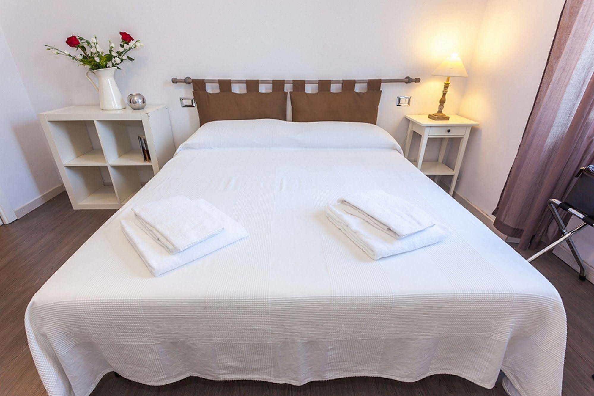 B&B Ai 2 Papi Rome Buitenkant foto