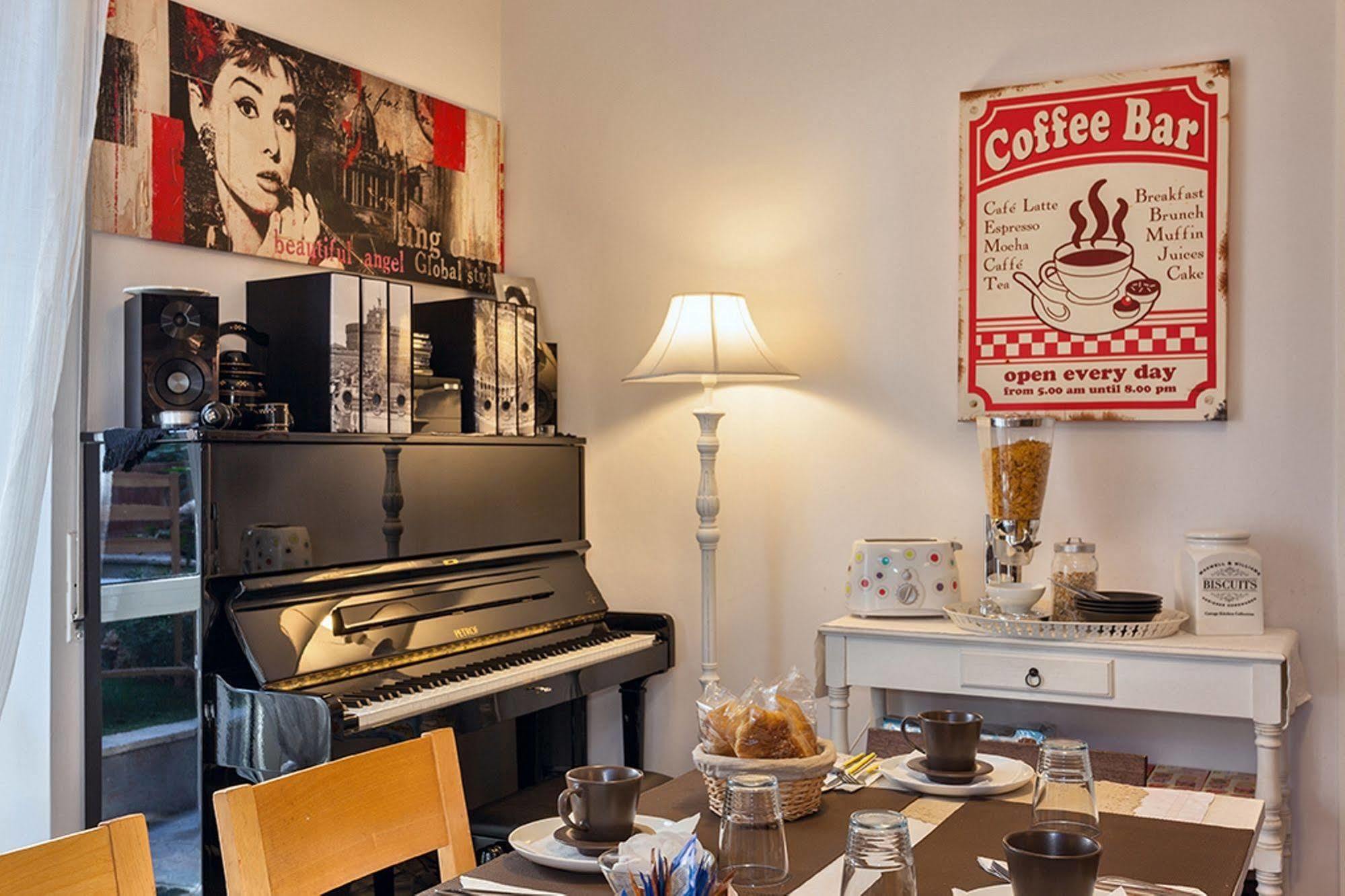 B&B Ai 2 Papi Rome Buitenkant foto